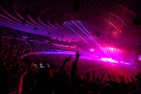 「唇ワンマンライブ 2018 WINTER『Diver In the BLACK Tour～ReI of Lights～』」の様子。（撮影：鈴木公平）