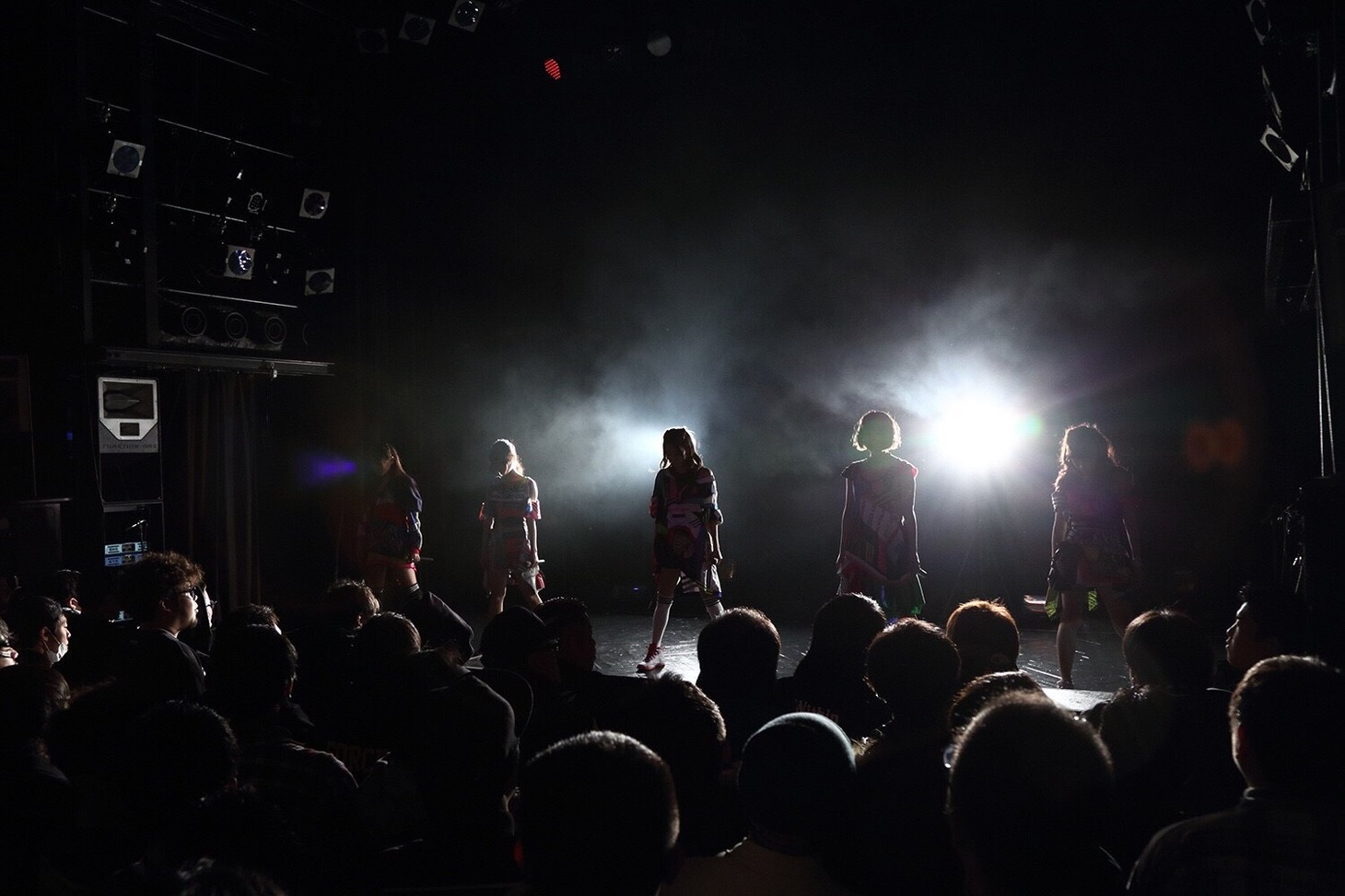 Cheeky Parade「Cheeky Parade 6th Anniversary Tour」東京・WWW公演の様子。（写真提供：エイベックス）