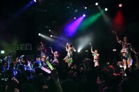 Cheeky Parade「Cheeky Parade 6th Anniversary Tour」東京・WWW公演の様子。（写真提供：エイベックス）