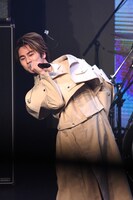 「わーたるん！」とセリフを言う泉大智。