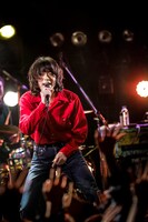 菅田将暉「菅田将暉 Premium 1st TOUR 2018」大阪公演の様子。（Photo by HAJIME KAMIIISAKA）