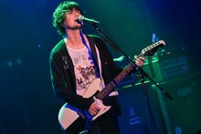 山中さわお（Vo, G / the pillows）（撮影：古溪一道）