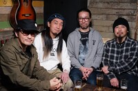左から山口洋（HEATWAVE）、KOHKI、MAKOTO、RONZI（BRAHMAN）。