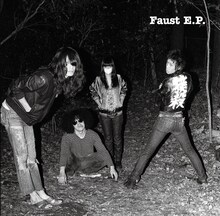 毛皮のマリーズ「Faust E.P.」ジャケット