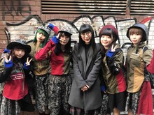 EMPiREとハシヤスメ・アツコ（BiSH）。