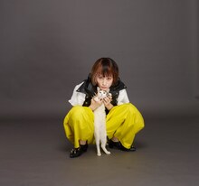 映画「猫は抱くもの」に出演するコムアイ（水曜日のカンパネラ）。 (c)2018「猫は抱くもの」製作委員会