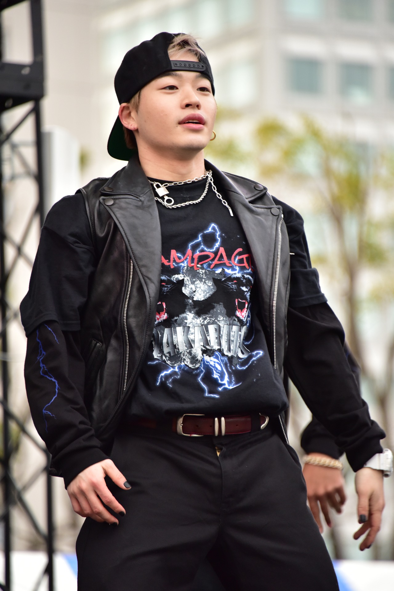 山本彰吾