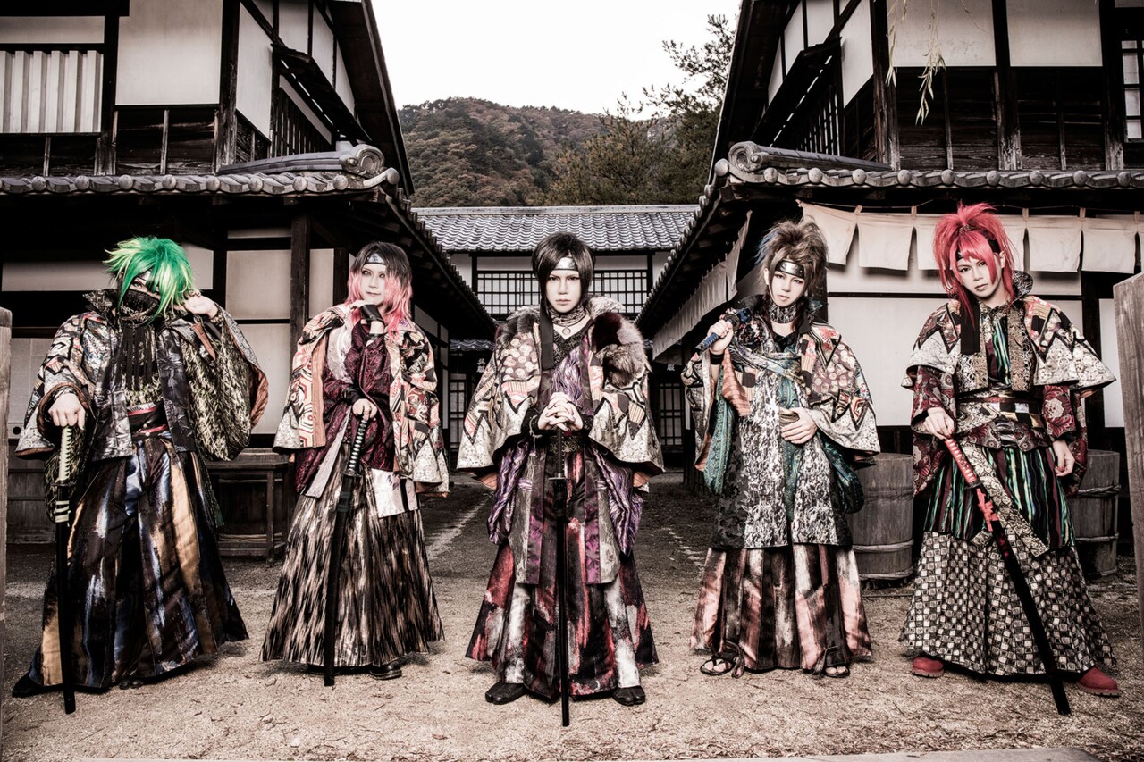 己龍 - ヴィジュアル系バンド6組のシバきあいツアー、今夏開催