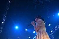 本日行われたバースデーソロライブの様子。（写真提供：ソニー・ミュージックレーベルズ）