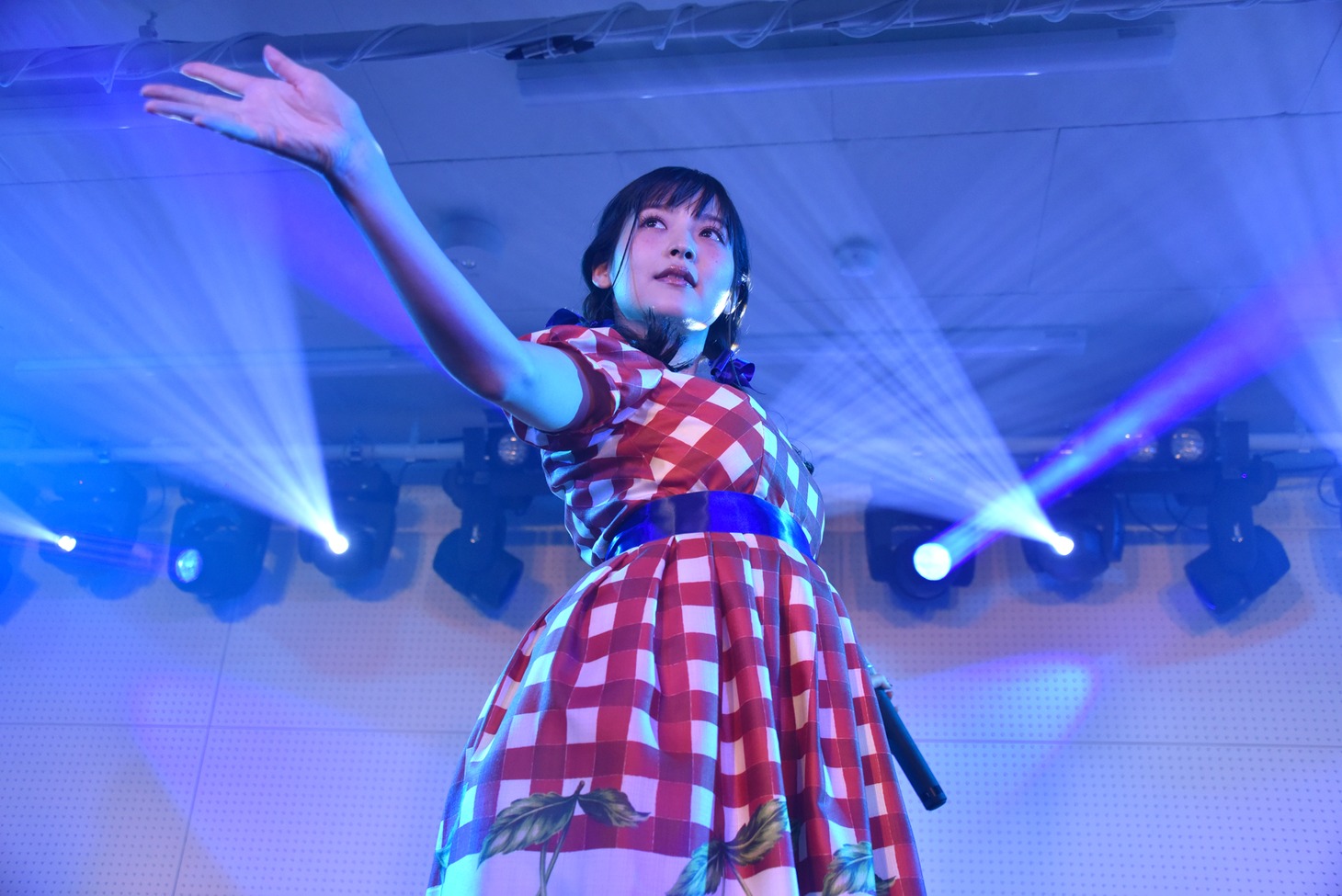 上坂すみれ