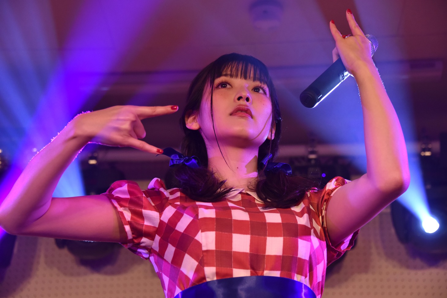 上坂すみれ
