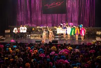 ベッド・イン「ベッド・イン TOUR 2018 祝！“TOKYO”発射記念ツアー ～サクセス・ストーリーは突然に…～」ファイナル公演の様子。（撮影：ほりたよしか）