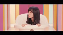欅坂46「バスルームトラベル」ミュージックビデオのワンシーン。