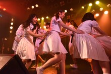 アイドルネッサンス「ヨコハマで感謝するネッサンス!!」の様子。