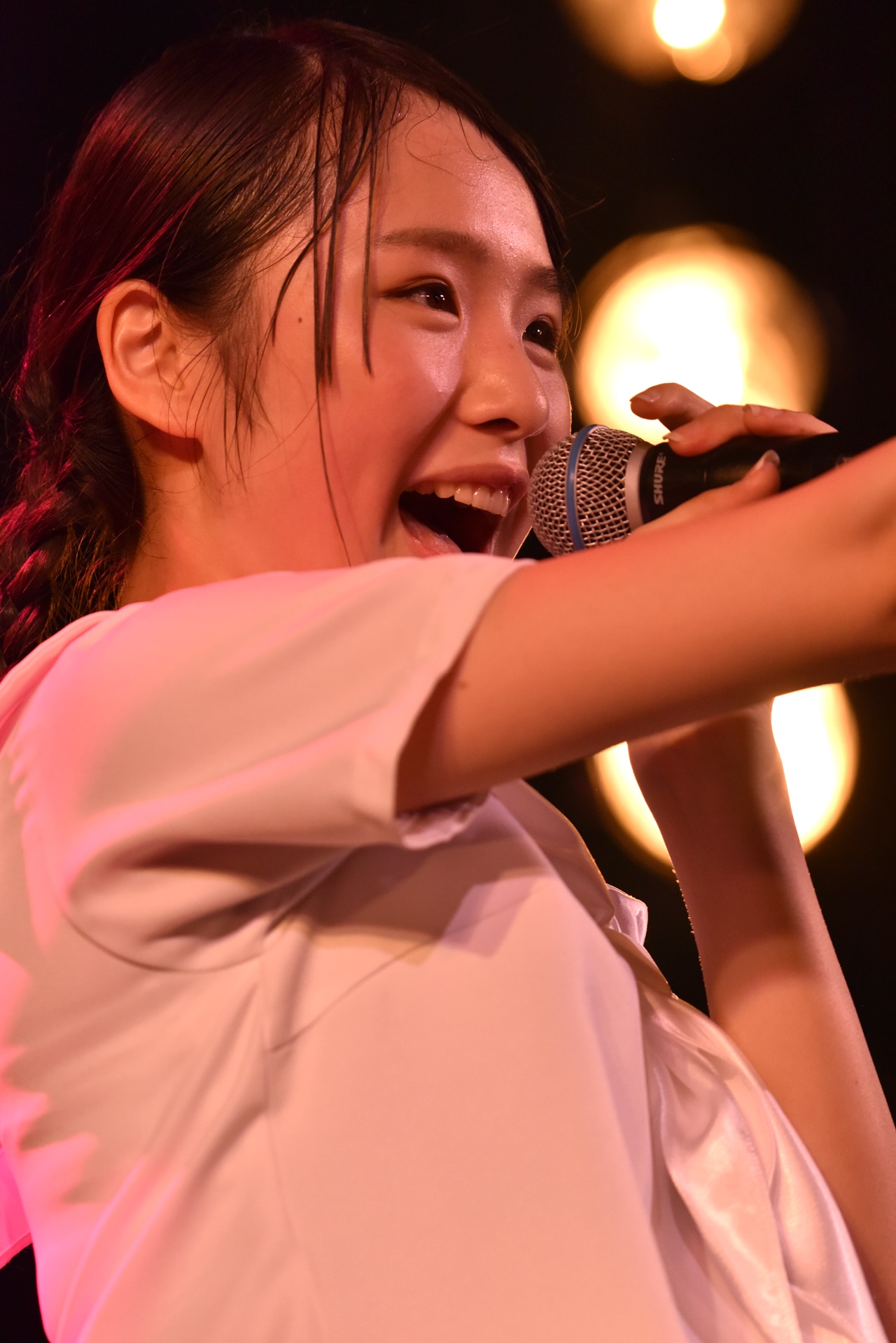 南端まいな