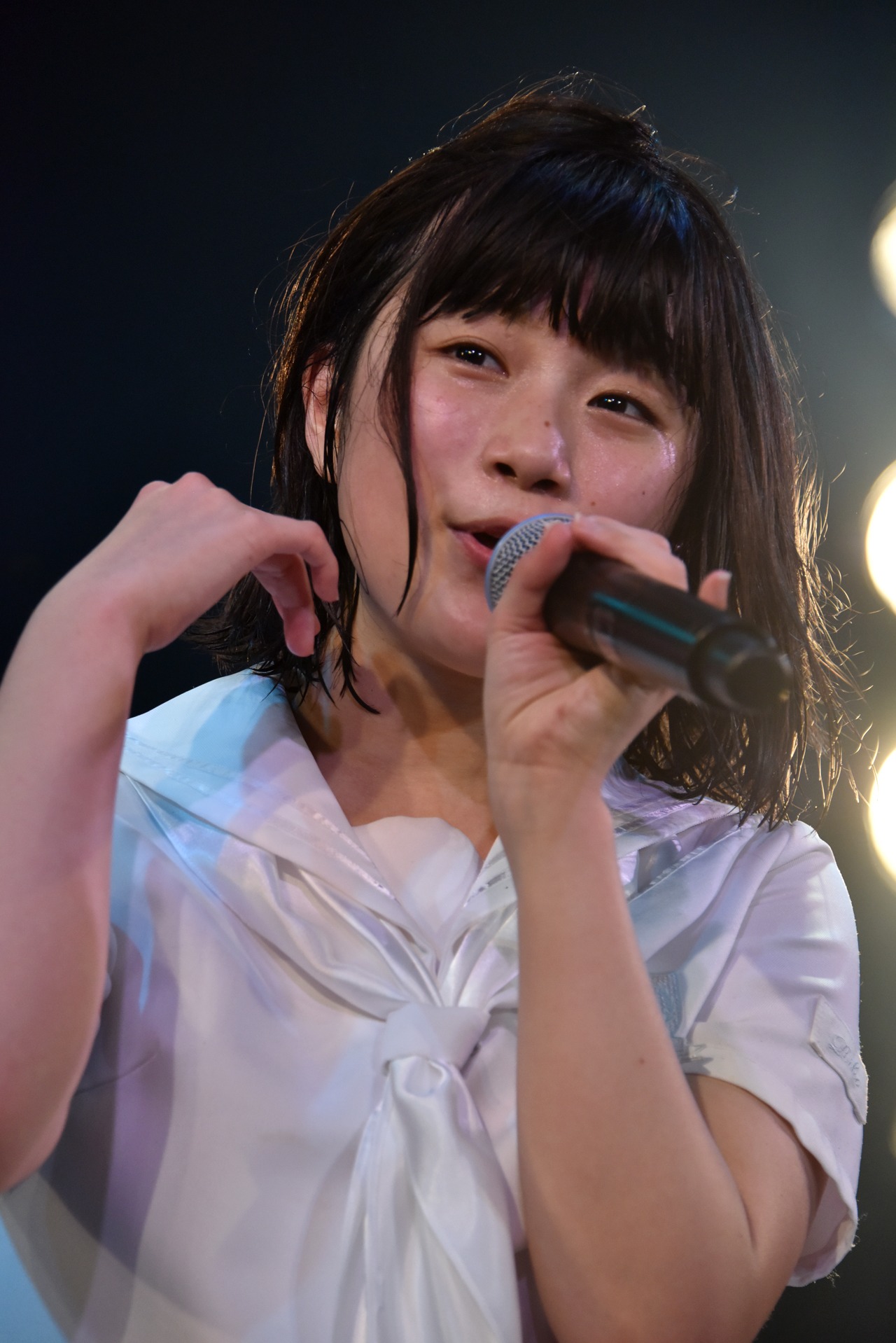 石野理子