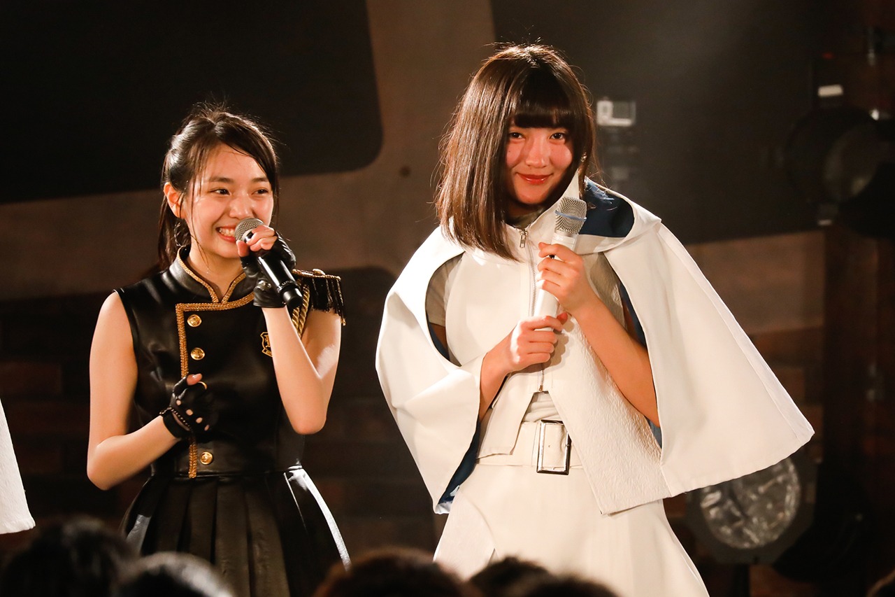 左から内藤るな（ロッカジャポニカ）、レナ（ヤなことそっとミュート）。（撮影：笹森健一）