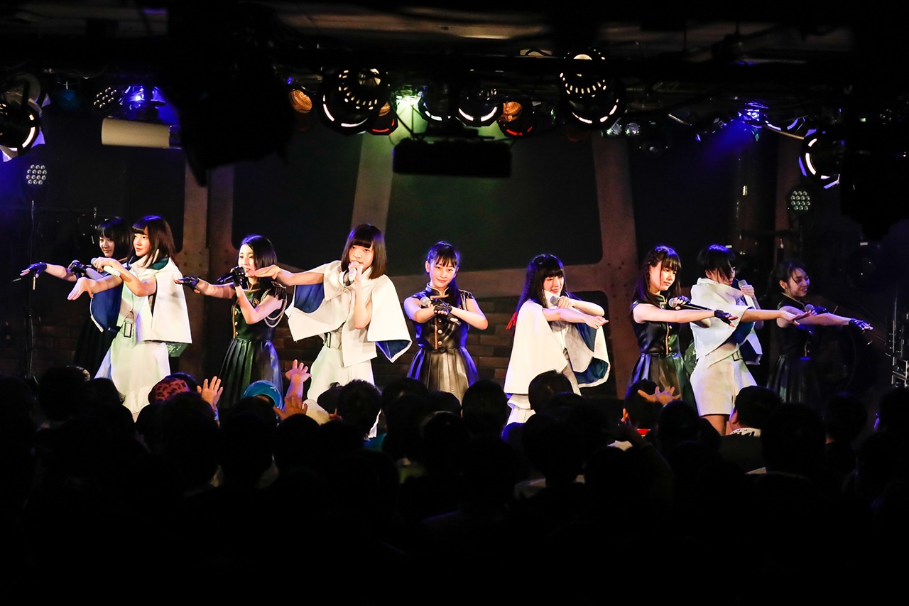 「ロッカジャポニカ武者修行GIG vol.2」東京・下北沢GARDEN公演の様子。（撮影：笹森健一）