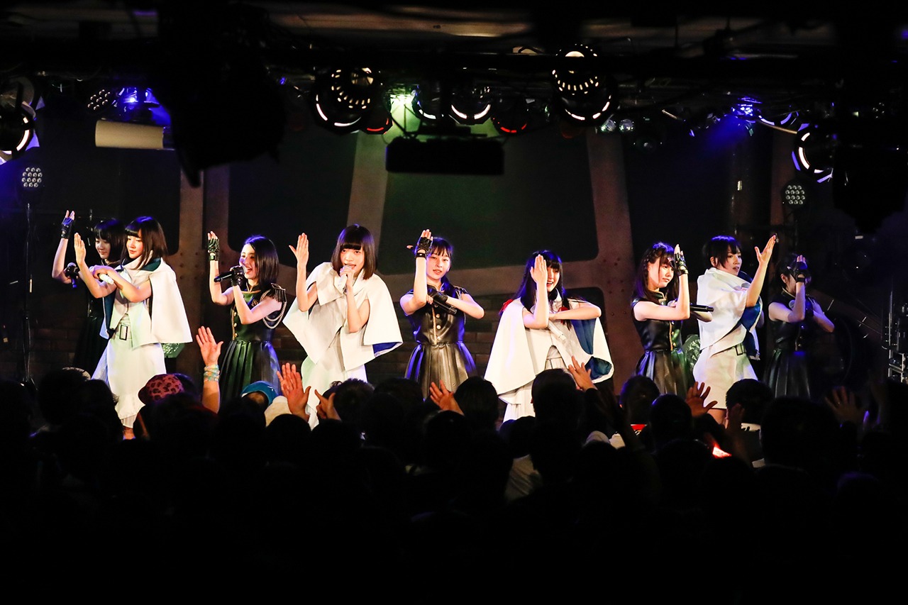 「ロッカジャポニカ武者修行GIG vol.2」東京・下北沢GARDEN公演の様子。（撮影：笹森健一）