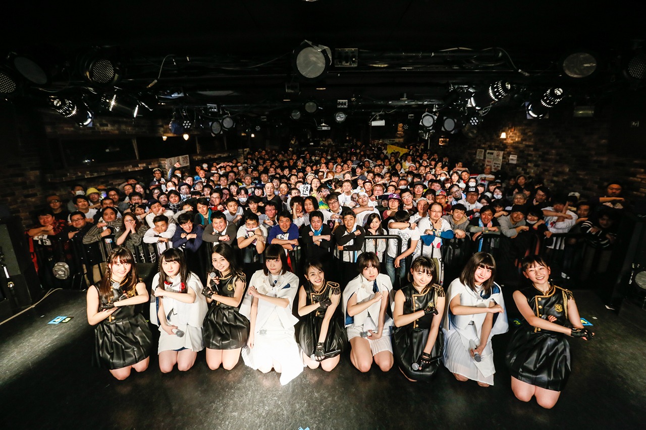 「ロッカジャポニカ武者修行GIG vol.2」東京・下北沢GARDEN公演の様子。（撮影：笹森健一）