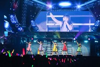 ワルキューレ「ワルキューレは裏切らない」神奈川・横浜アリーナ公演の様子。