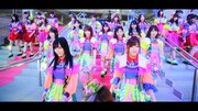 AKB48「ジャーバージャ」ミュージックビデオのワンシーン。