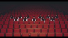 けやき坂46「イマニミテイロ」のミュージックビデオのワンシーン。