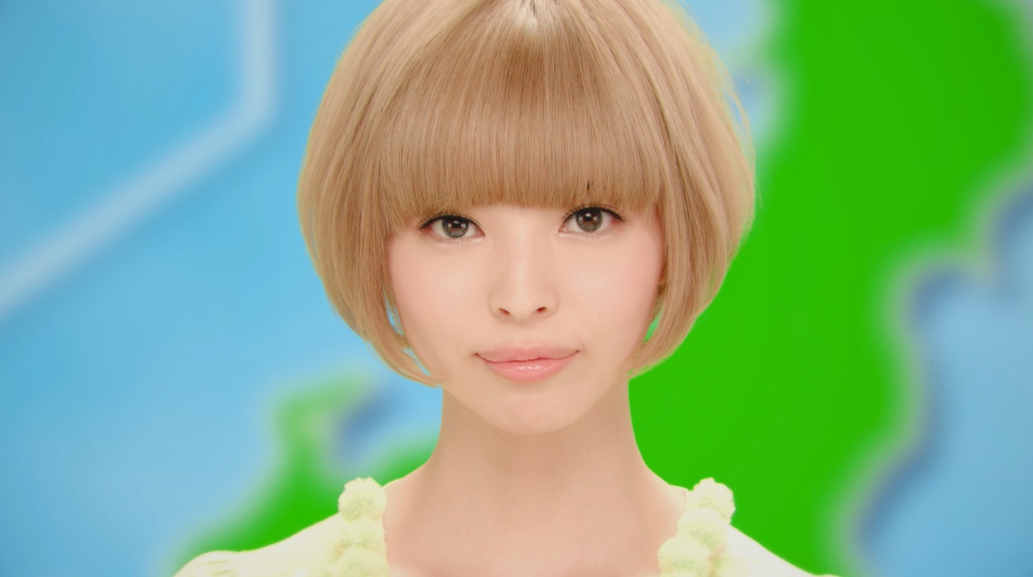 「柄、じゃない？」ミュージックビデオのワンシーン。