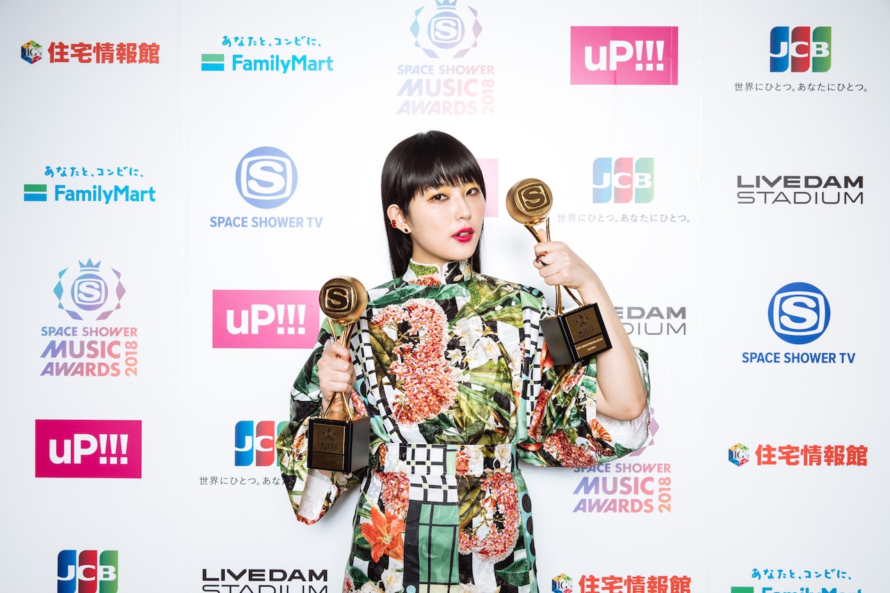DAOKO×米津玄師「打上花火」で「SONG OF THE YEAR」を受賞した