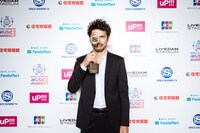 「ノンフィクション」のMVが「VIDEO OF THE YEAR」に選ばれた平井堅。