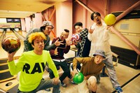 「FIND YOUR NEW STANDARD」撮影時のオフショット。