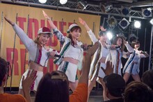 アップアップガールズ（仮）（写真提供：T-Palette Records）