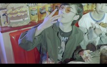 MAGiC BOYZ「O.NE.DA.RI」MVのワンシーン。