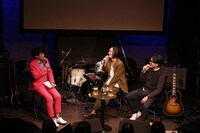 左からギフト☆矢野、須藤寿、フルカワユタカ。