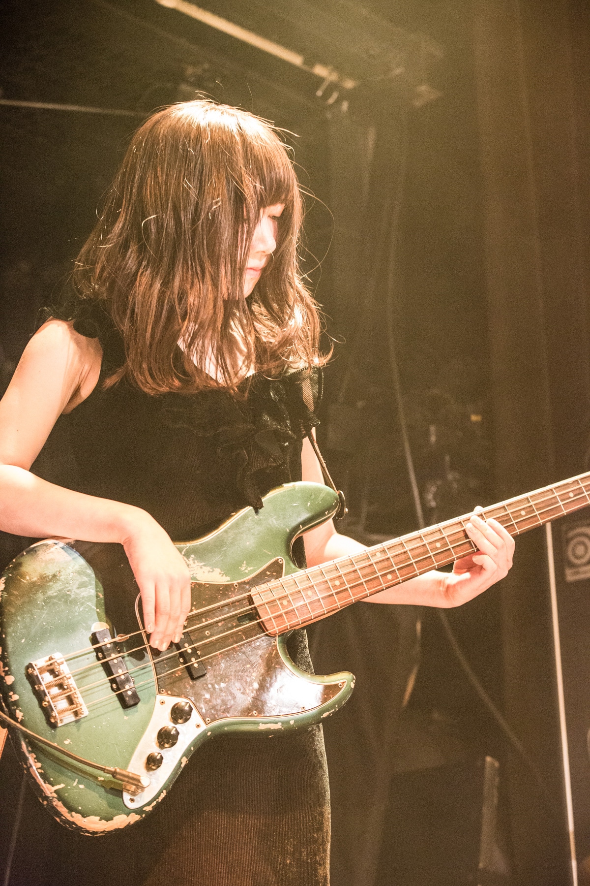 藤本ひかり（B / 赤い公園）（Photo by Daisuke Ishizaka[Hatos]）
