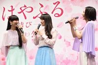 映画の感想を語り合うPerfume。