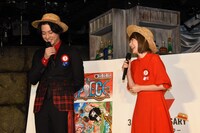 左から渡部秀、生駒里奈。