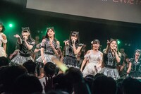 「アイドルカレッジ ベスト オブ ミュージック2018～神曲カウントダウン！全64曲の頂点はどれだ!?」の様子。（撮影：古川朋久）