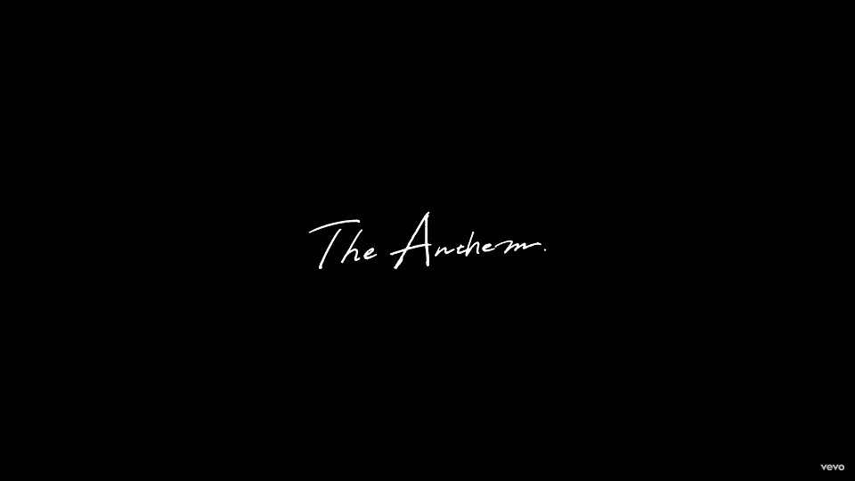 MAN WITH A MISSION「The Anthem」のミュージックビデオのワンシーン。
