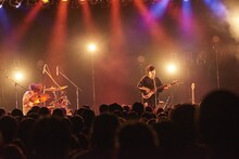 ドミコ（Photo by Ryosuke Yuasa）