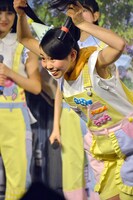 「使われたら困るスタンプ」というお題に対し、「播磨の顔面スタンプ」という顔芸を披露する播磨怜奈。