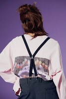 SUSU by Ikkyu Nakajimano商品を着用した中嶋イッキュウ。