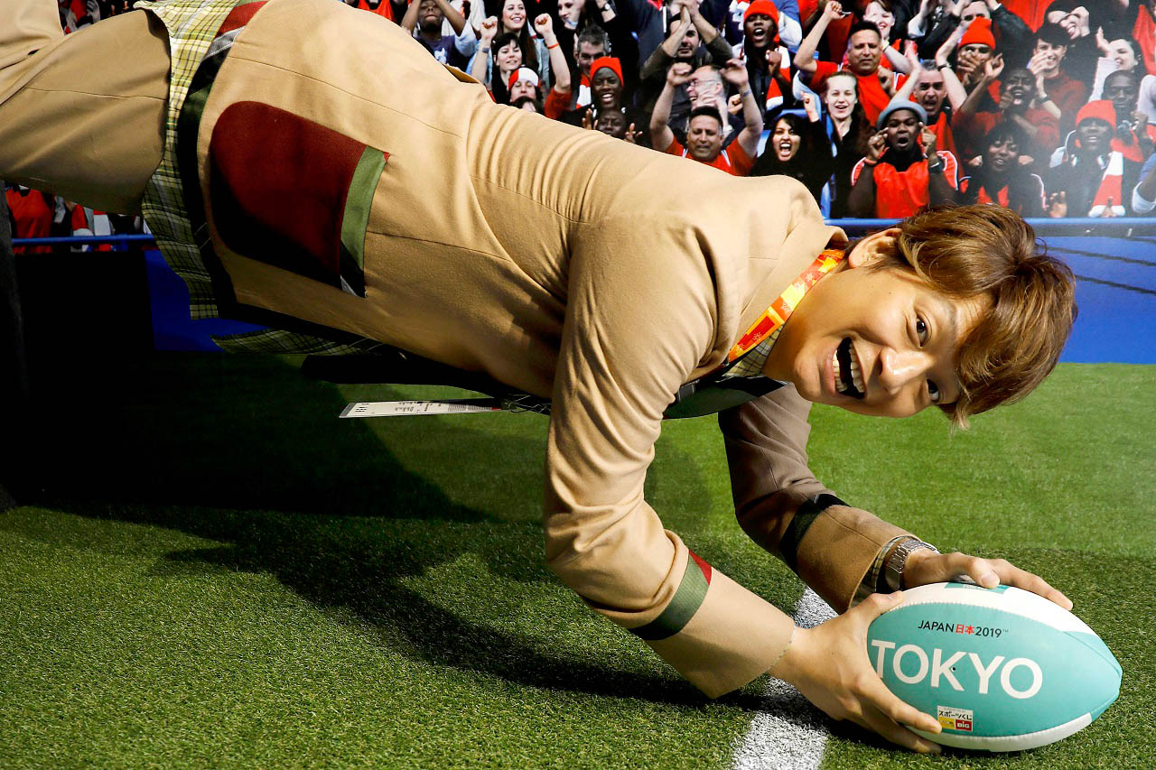 香取慎吾「東京2020大会」施設を訪れ興奮、パラ選手たちにエール