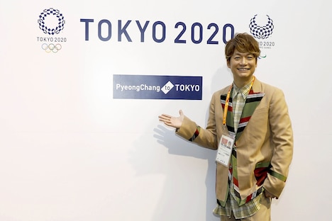 「Tokyo 2020 JAPAN HOUSE」を訪れた香取慎吾。(c)Tokyo 2020