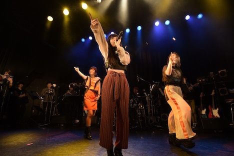 J☆Dee'Z「Feeeeel!!! 2018」東京・WWW X公演の様子。（写真提供：ソニー・ミュージックレコーズ）