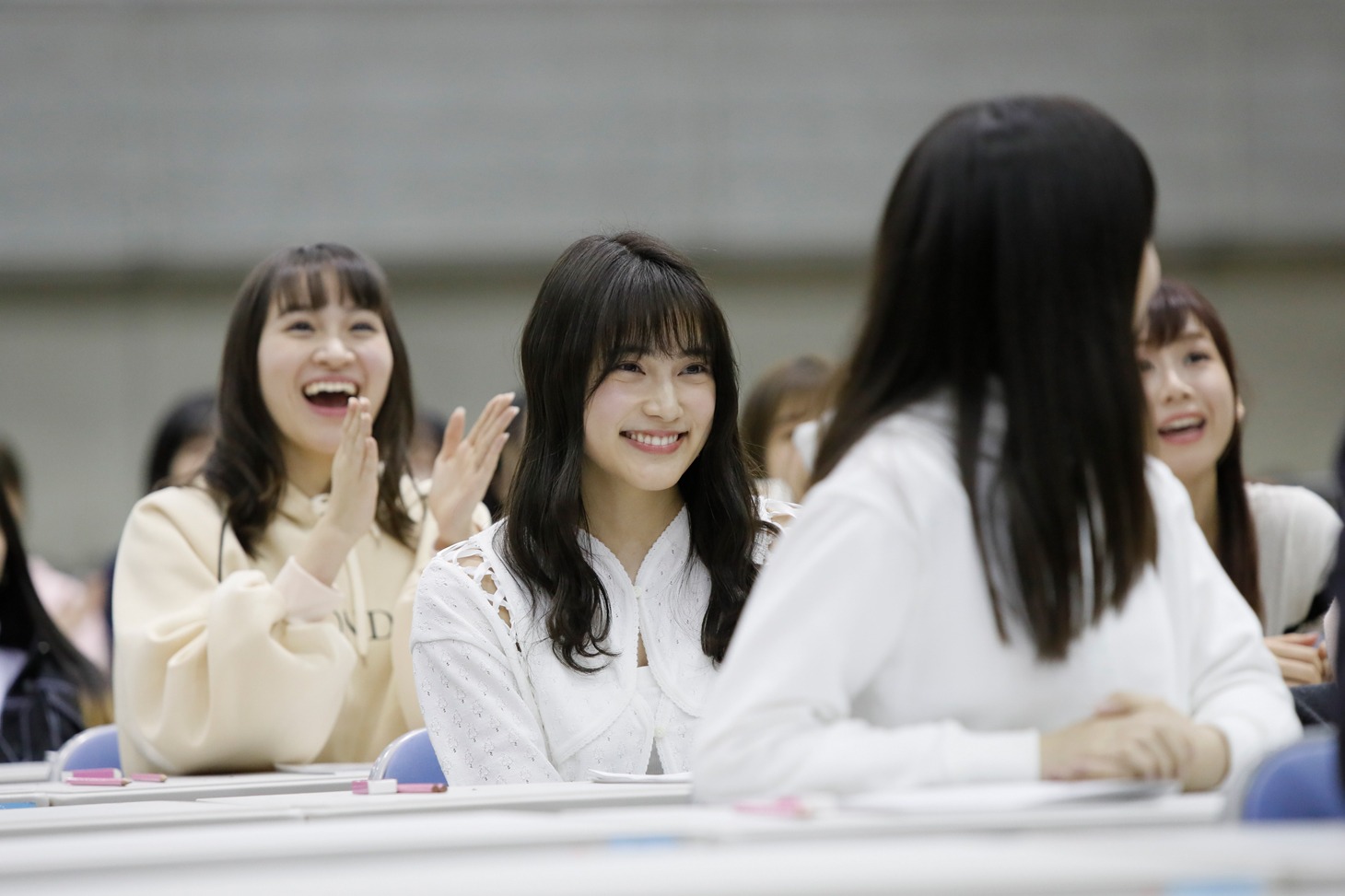 入山杏奈(c)AKS