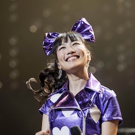 ももクロ高城れに「まるごとれにちゃん」で高木ブーからもらったウクレレを弾く