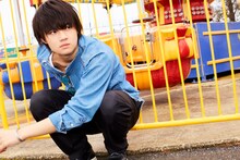 「佐野勇斗カレンダー2018.04-2019.03」（東京ニュース通信社刊）