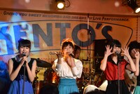 左から寺島和花、宮前真樹、阿部かれん。