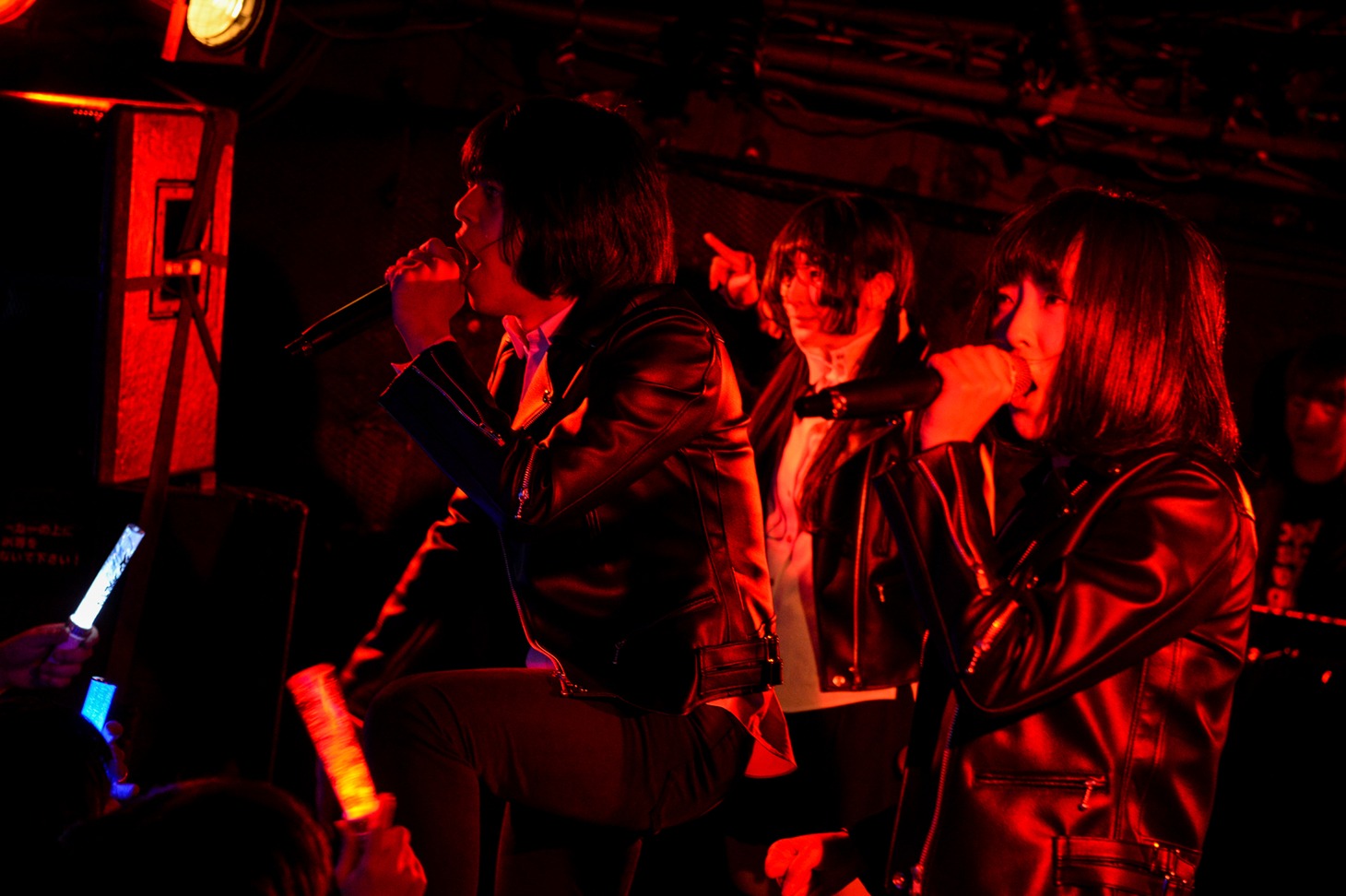 THE 夏の魔物「THE 夏の魔物 TOUR 2018 BANDの魔物」東京・下北沢SHELTER公演の様子。（撮影：岸田哲平）